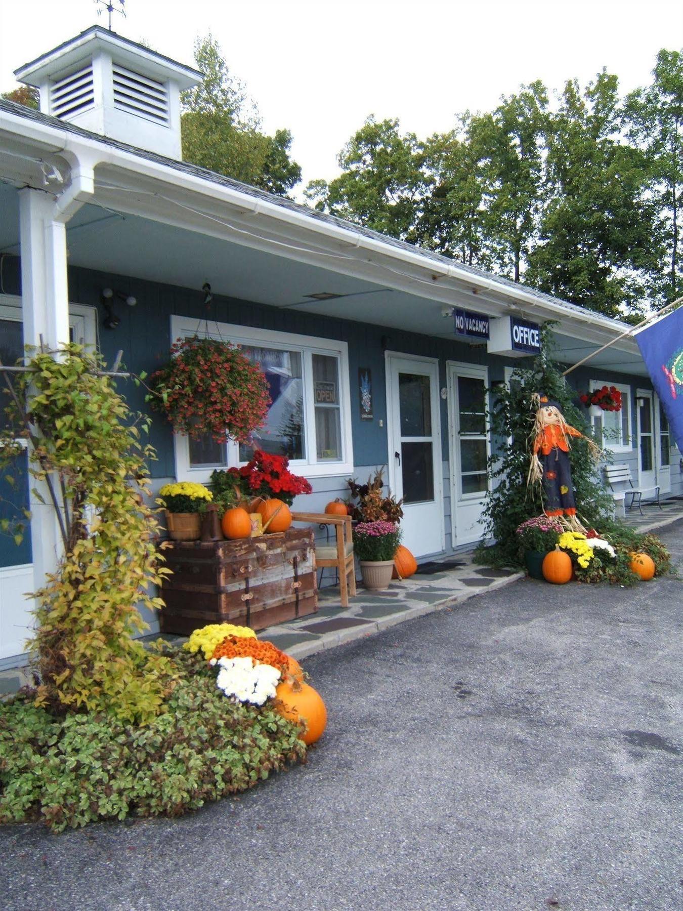 Governor'S Rock Motel Shaftsbury Exterior foto